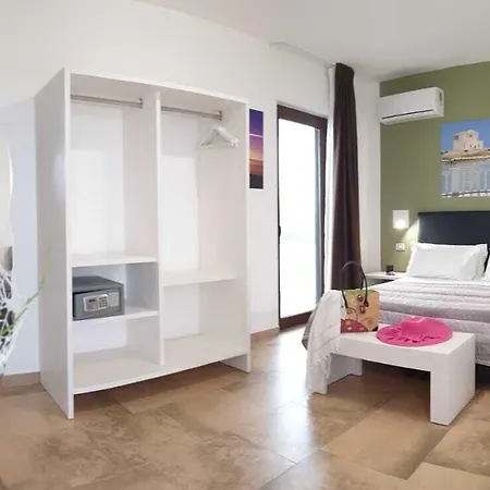 Torre Guaceto Greenblu אתר נופש ספקיולה