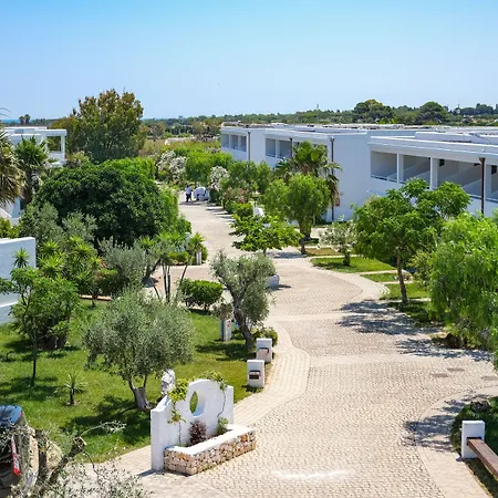 Torre Guaceto Greenblu Semesteranläggning (resort) Specchiolla