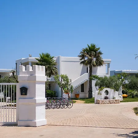 Torre Guaceto Greenblu Semesteranläggning (resort) Specchiolla