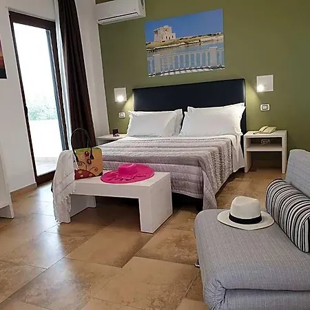 Torre Guaceto Greenblu 4* Спеккьолла